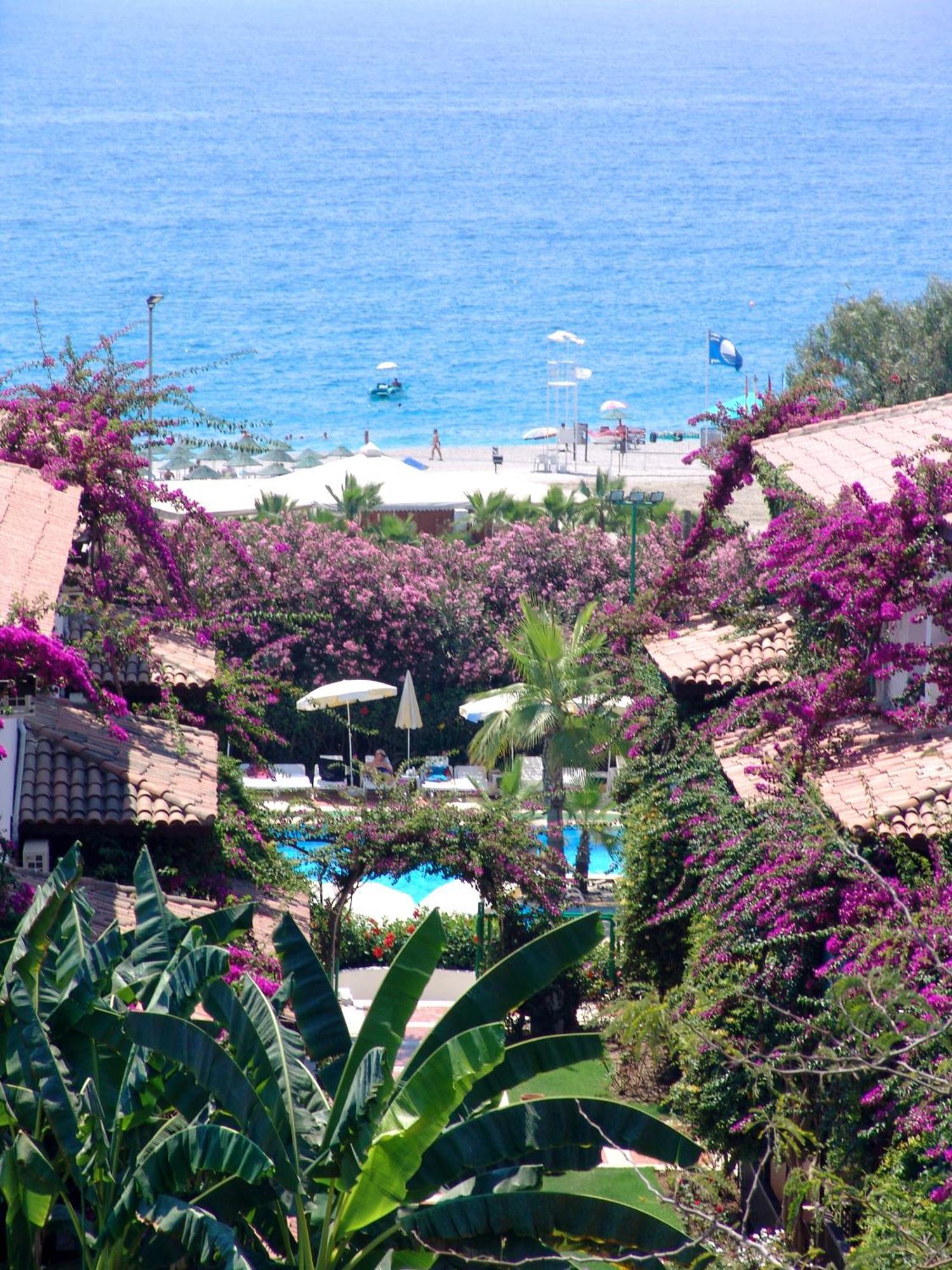 Titan Club Hotel Ultra All Inclusive Kargicak  Exteriör bild