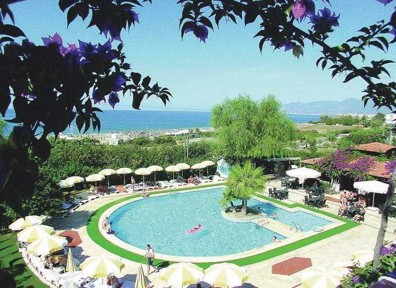 Titan Club Hotel Ultra All Inclusive Kargicak  Exteriör bild